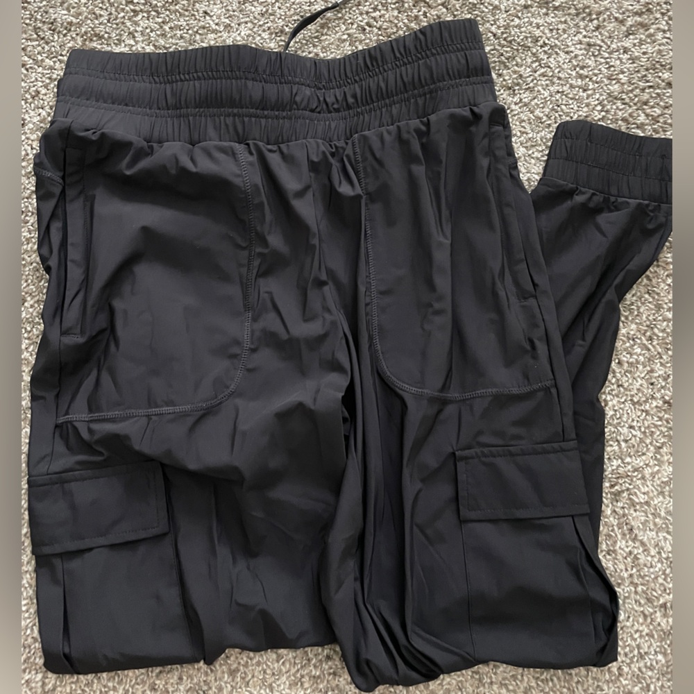 women’s Balance Athletica Vitality joggers small